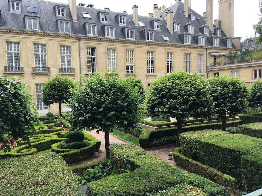 Magnifique Studio Coeur Marais Paris Exterior photo